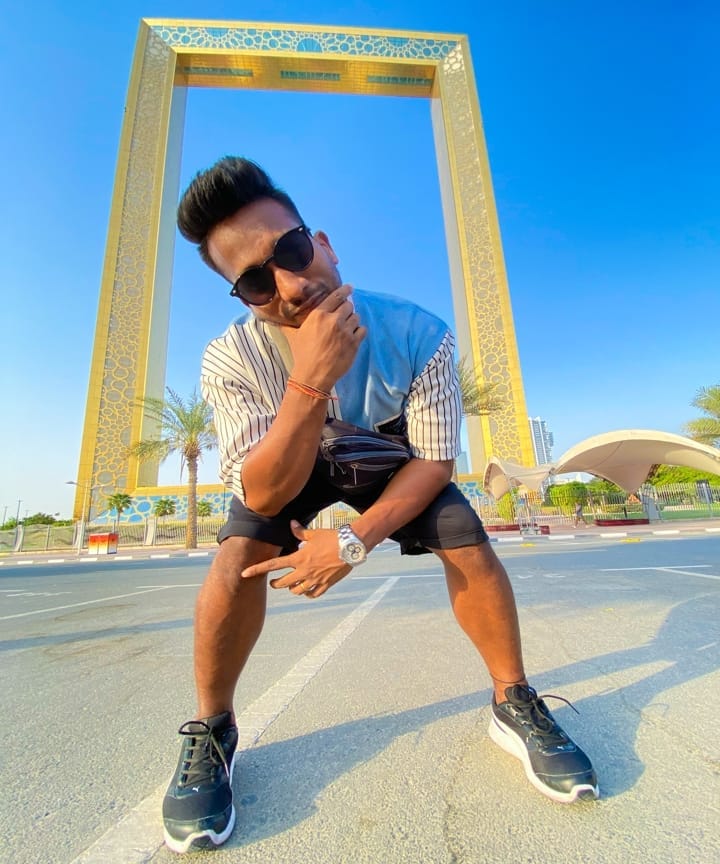 Dancer 112502 Durgesh